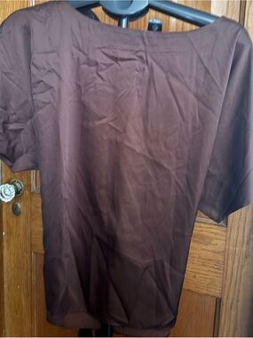 Montgomery Post Naomi Satin Blouse Medium Brown Short Sleeve NWT Stitch Fix